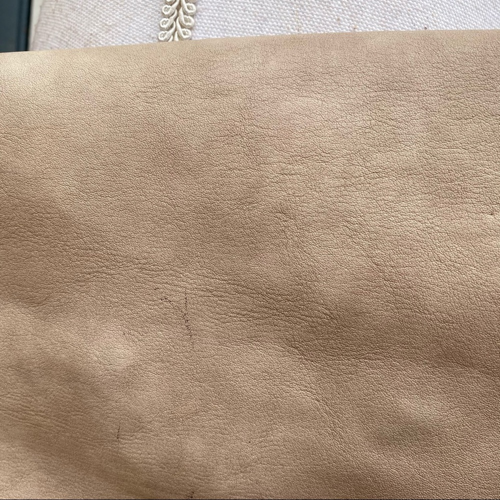 NWT urban expressions solid tan crossbody - Picture 10 of 10